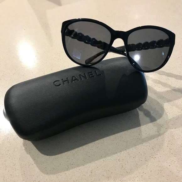 🔴💯  CHANEL SUNGLASSES - Picture 3 of 7